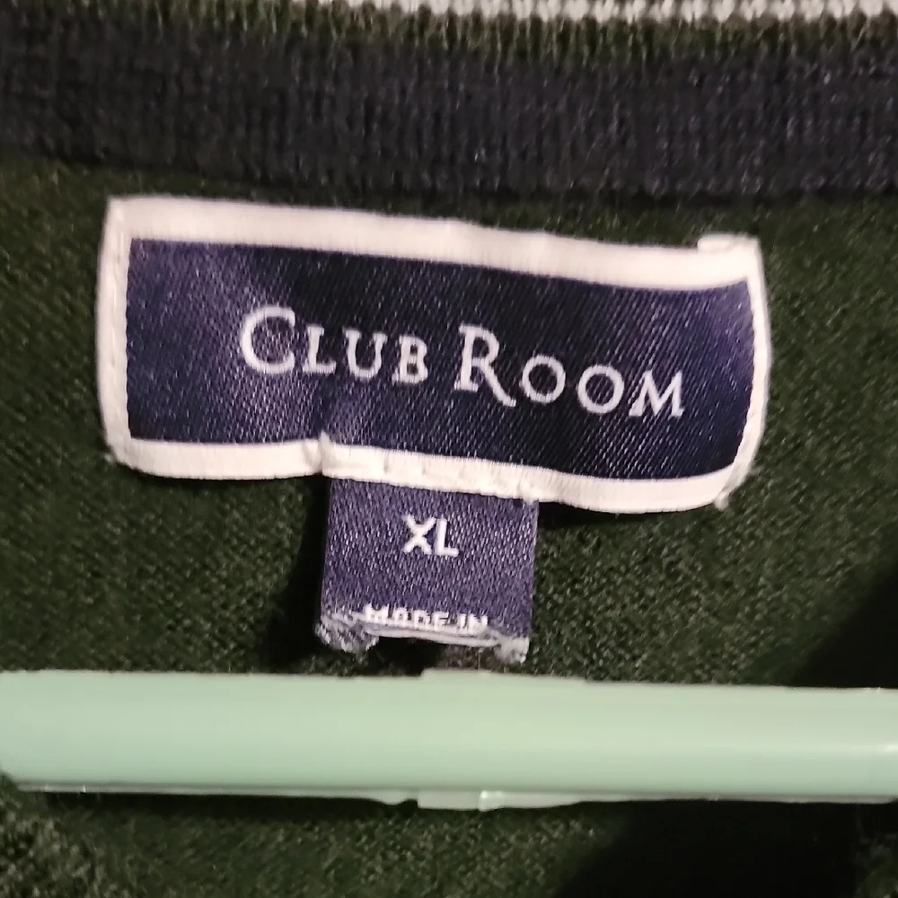 Club Room Men's Forest Green V-Neck Sweater
